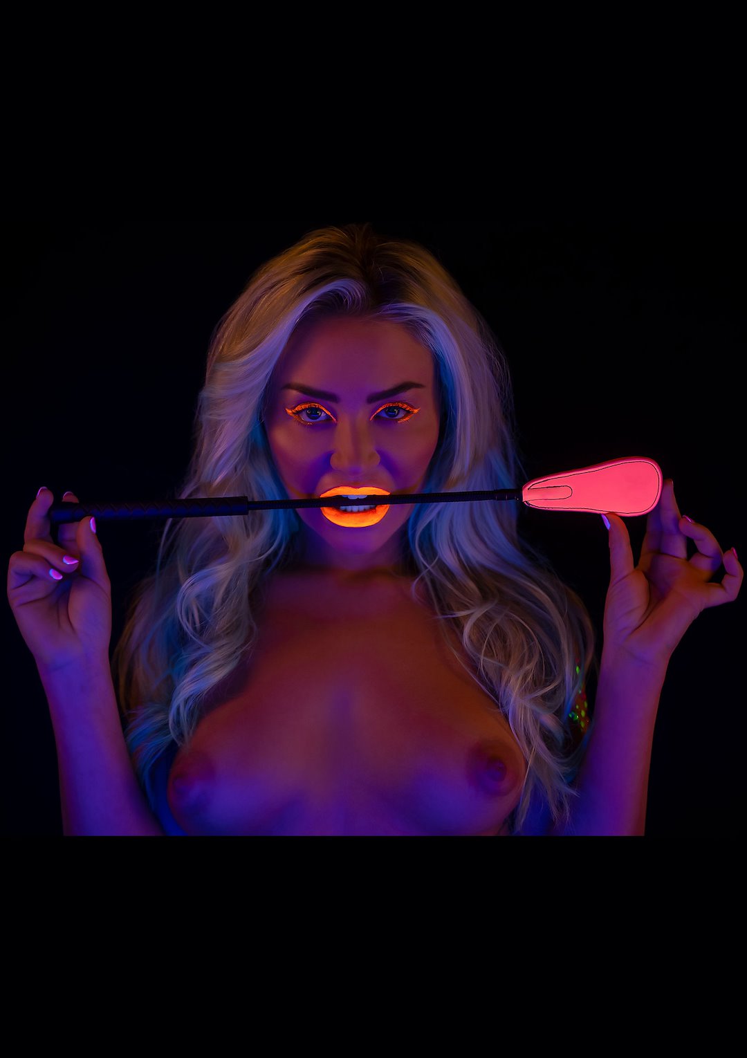 Taboom Glow In the Dark Riding Crop — zdjęcie 3