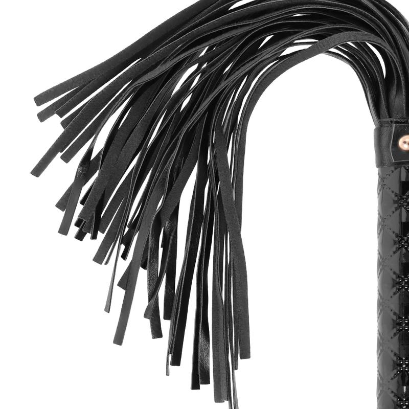 BEGME - BLACK EDITION VEGAN LEATHER FLOGGER — zdjęcie 2