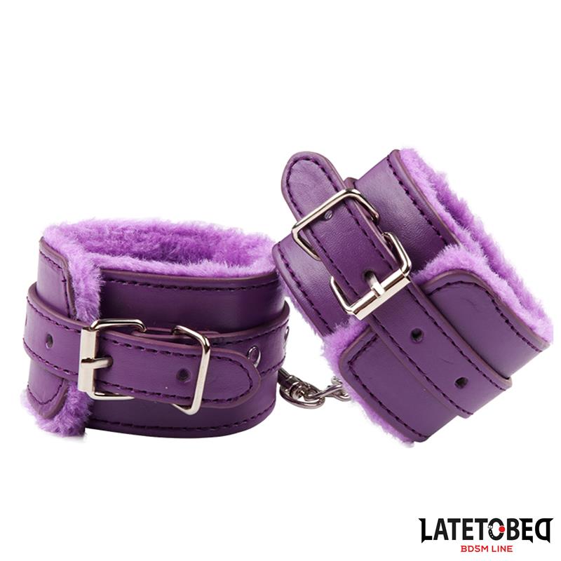 LATETOBED BDSM LINE - Furry Ankle Cuff Purple — zdjęcie 2