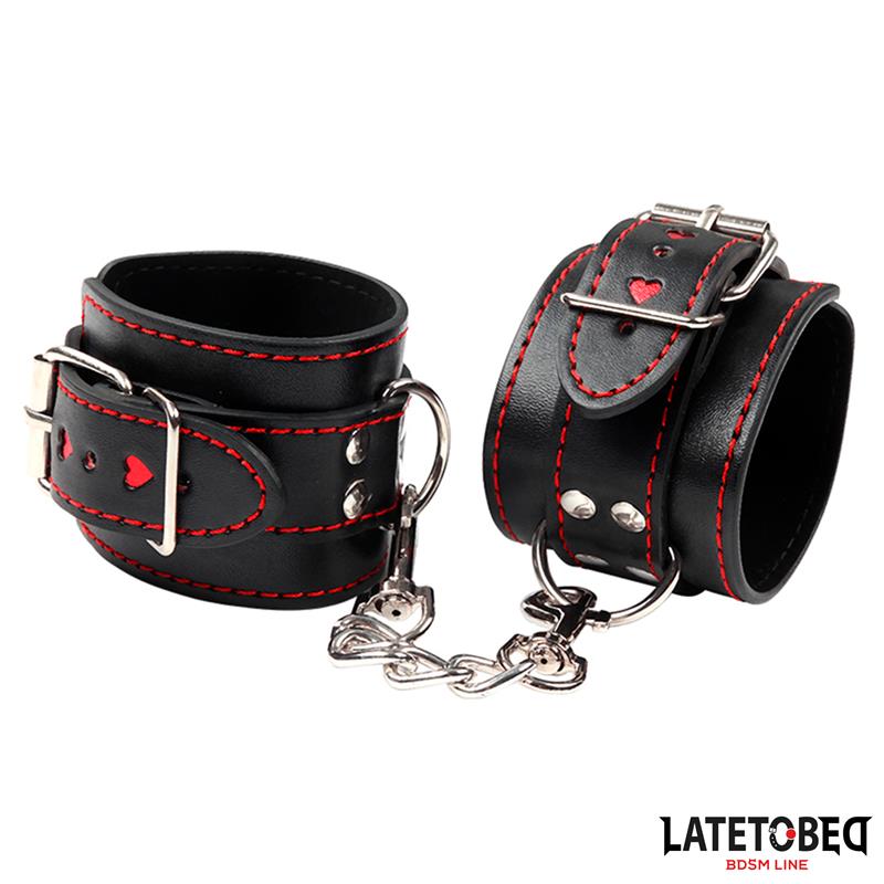 LATETOBED BDSM LINE - Ankle Cuff with chain and Hearts — zdjęcie 2