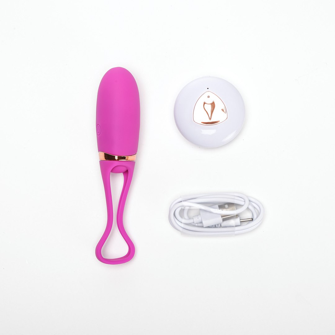 Velvet Touch - Jajeczko Wibruj¹ce Sterowane Zdalnie £adowanie Usb Fioletowe — zdjęcie 3