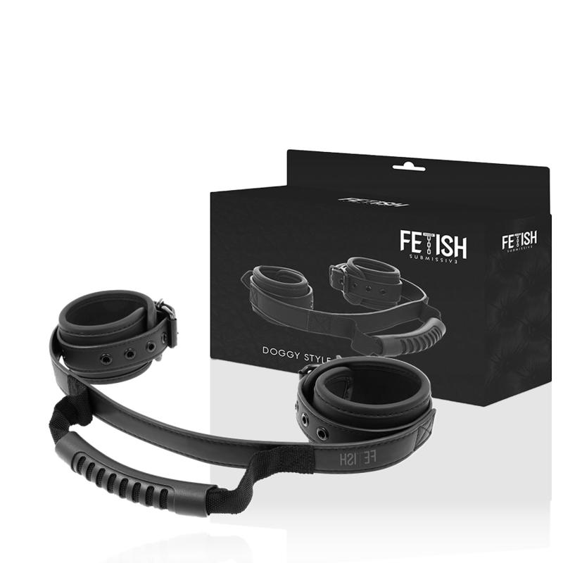 FETISH SUBMISSIVE - NOPRENE LINING HANDCUFFS WITH HANDLE — zdjęcie 2