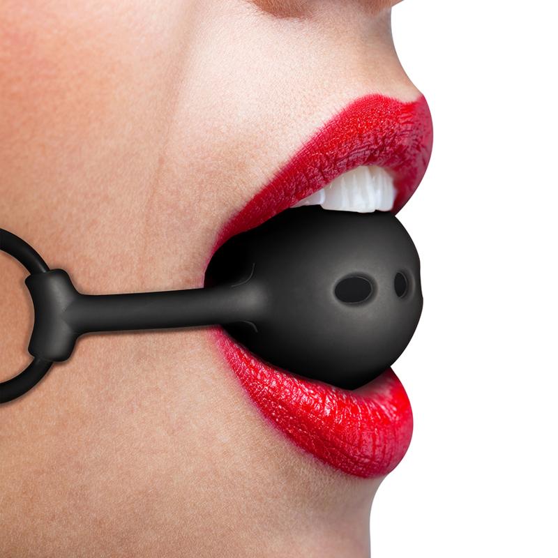 FETISH SUBMISSIVE BONDAGE - BREATHABLE SILICONE BALL GAG — zdjęcie 3