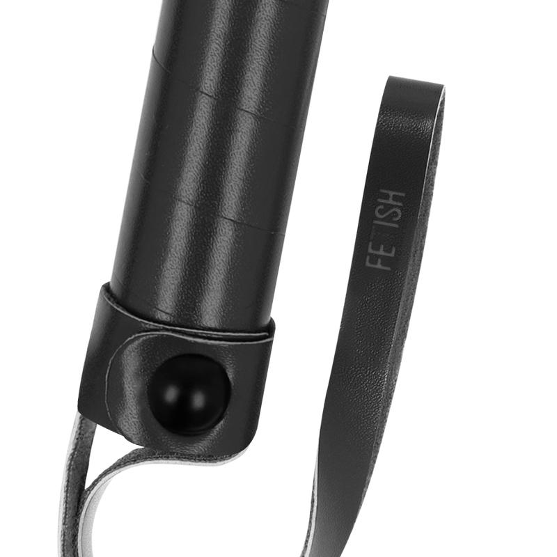 FETISH SUBMISSIVE - VEGAN LEATHER WHIP — zdjęcie 4